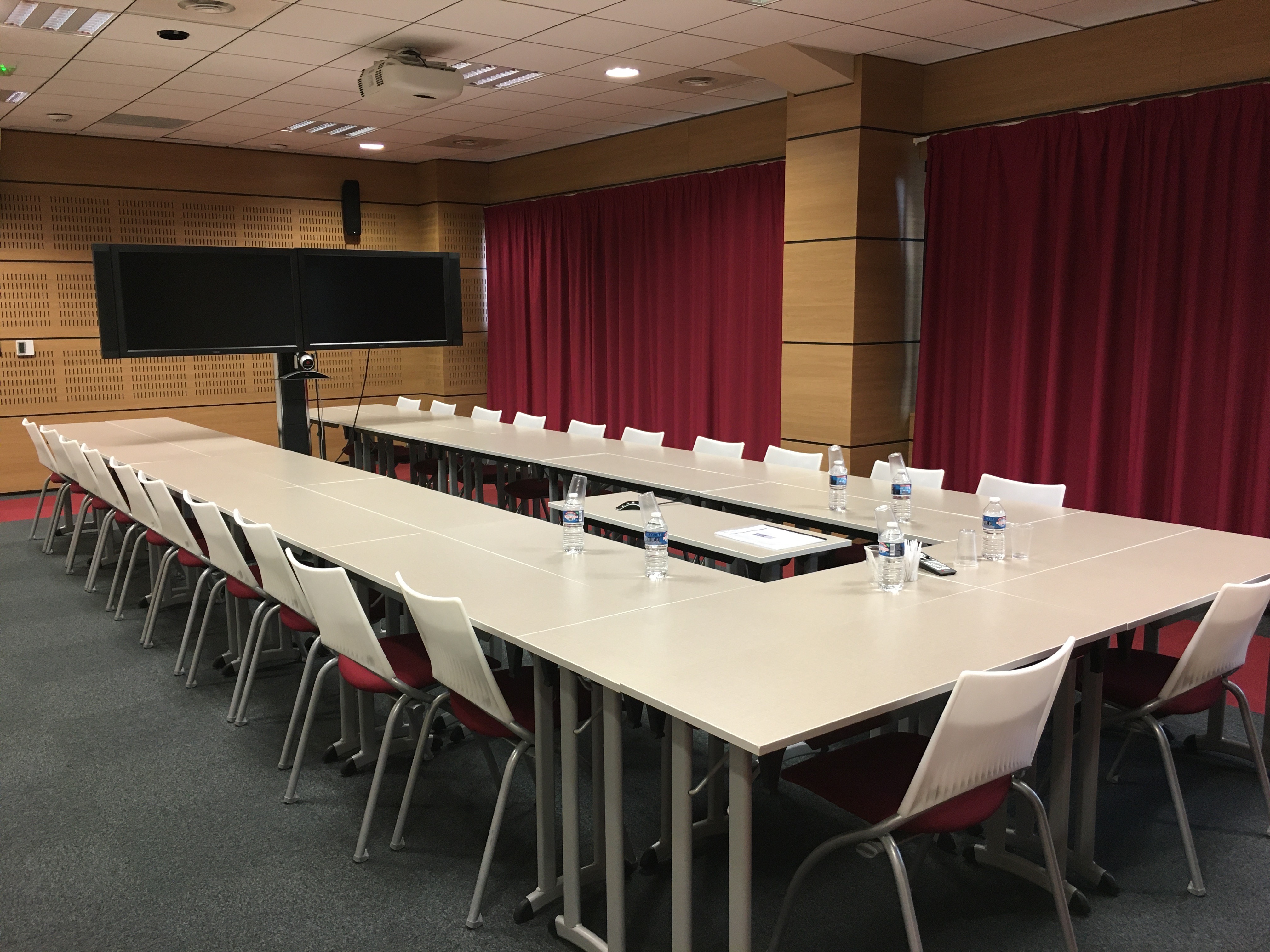 Salle Pérols Roussillon
