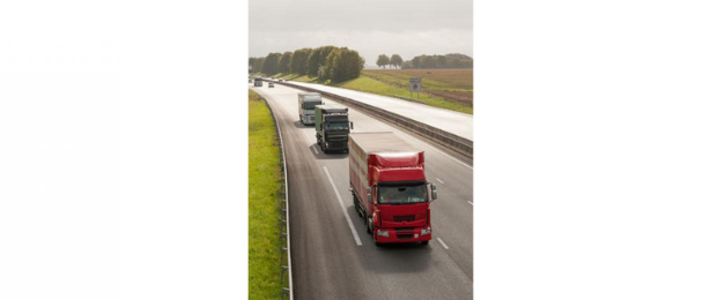 LE TRANSPORT ROUTIER RESTE SUR SA VOIE